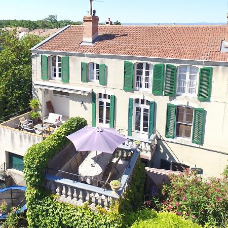 Maison De Maitre A Bram # Jacuzzi المظهر الخارجي الصورة